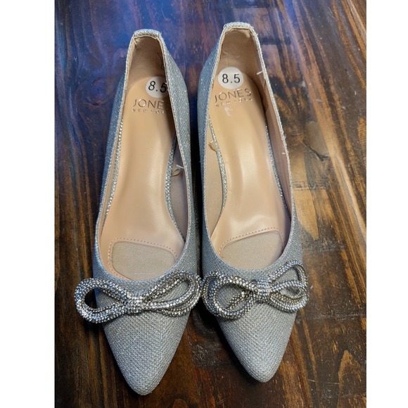 Jones New York Shoes - Jones New York Quennelle Flats Silver Shimmer Rhinestone Bow Pointed Toe 8.5
